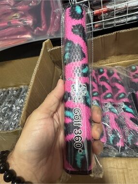 Golf 360* Pink & Teal Animal Print Putter Grip